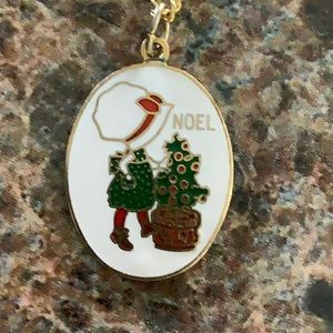 HOLLY HOBBY CHRISTMAS NECKLACE